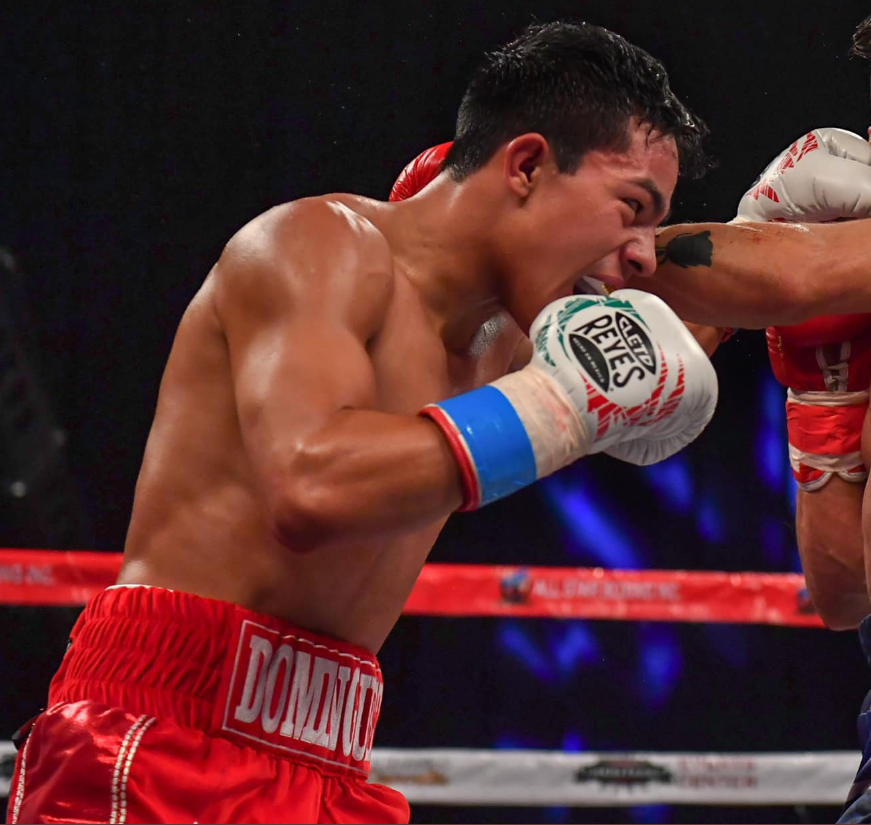 Andy Dominguez defeats Marvin Solano