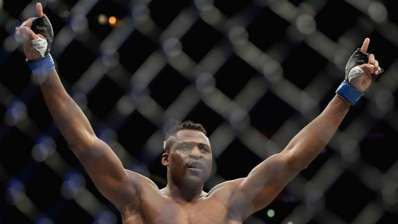Wilder has a stronger punch than Ngannou, claims Scott