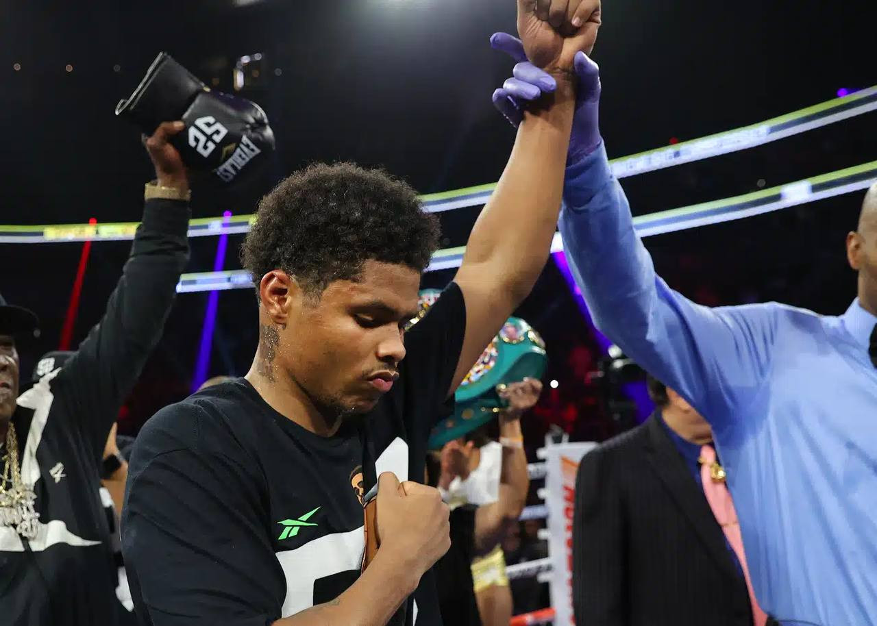 Bradley’s defense of Shakur Stevenson: injury or tactical cautiousness?