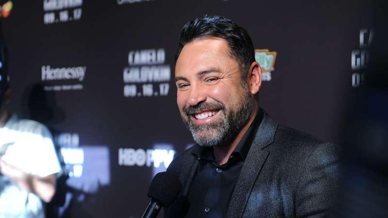 De La Hoya sets conditions for Martin: face Stevenson before Zepeda clash