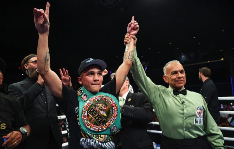 Rodriguez vows knockout against Edwards in title clash