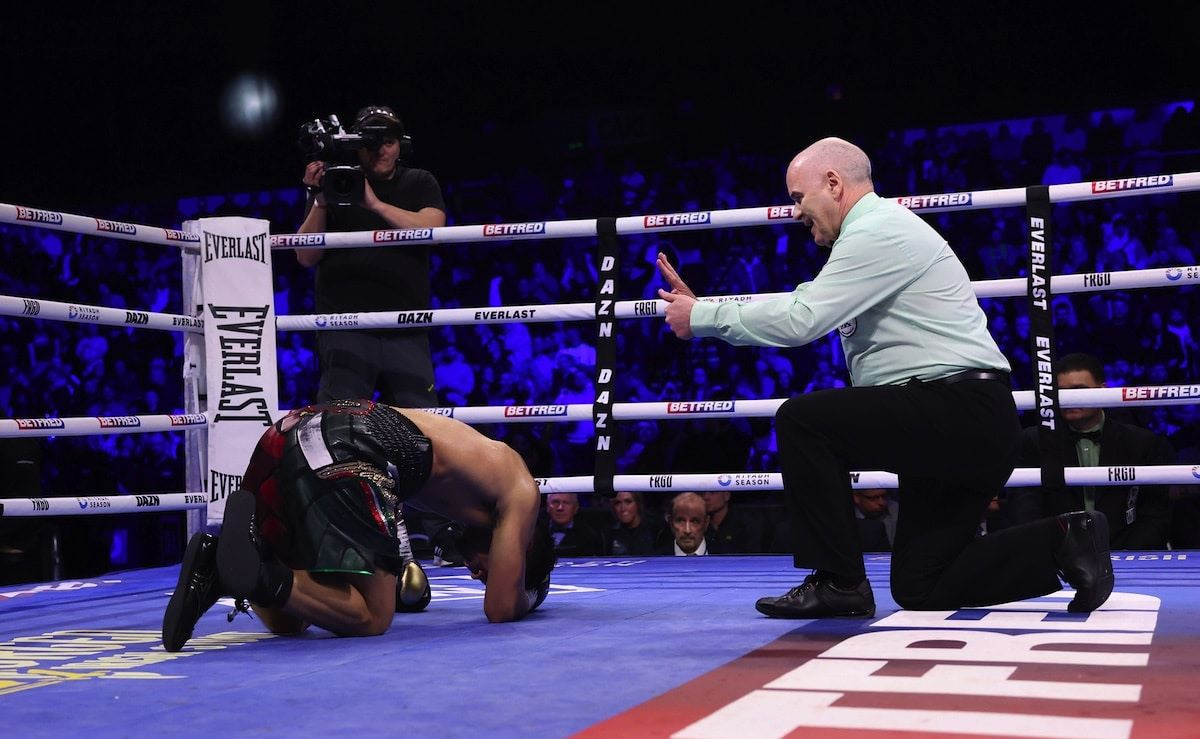 Sheffield arena erupts: Smith vs. Zepeda fresh results