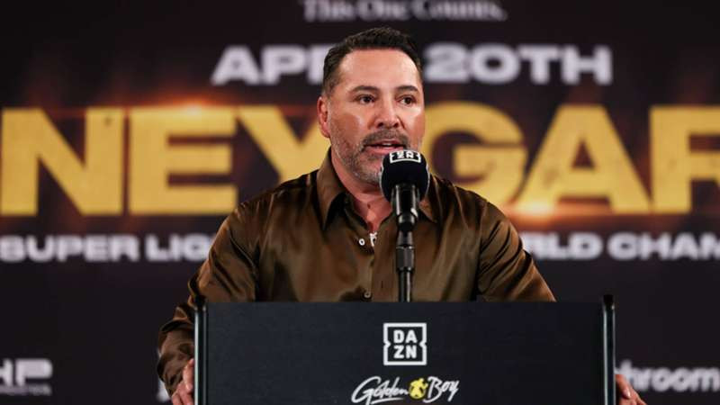 Oscar De La Hoya predicts fan boycott