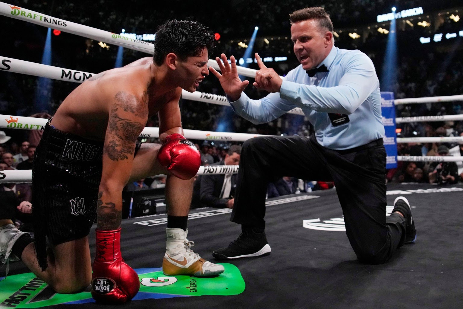 Referee for Beterbiev vs. Bivol announced