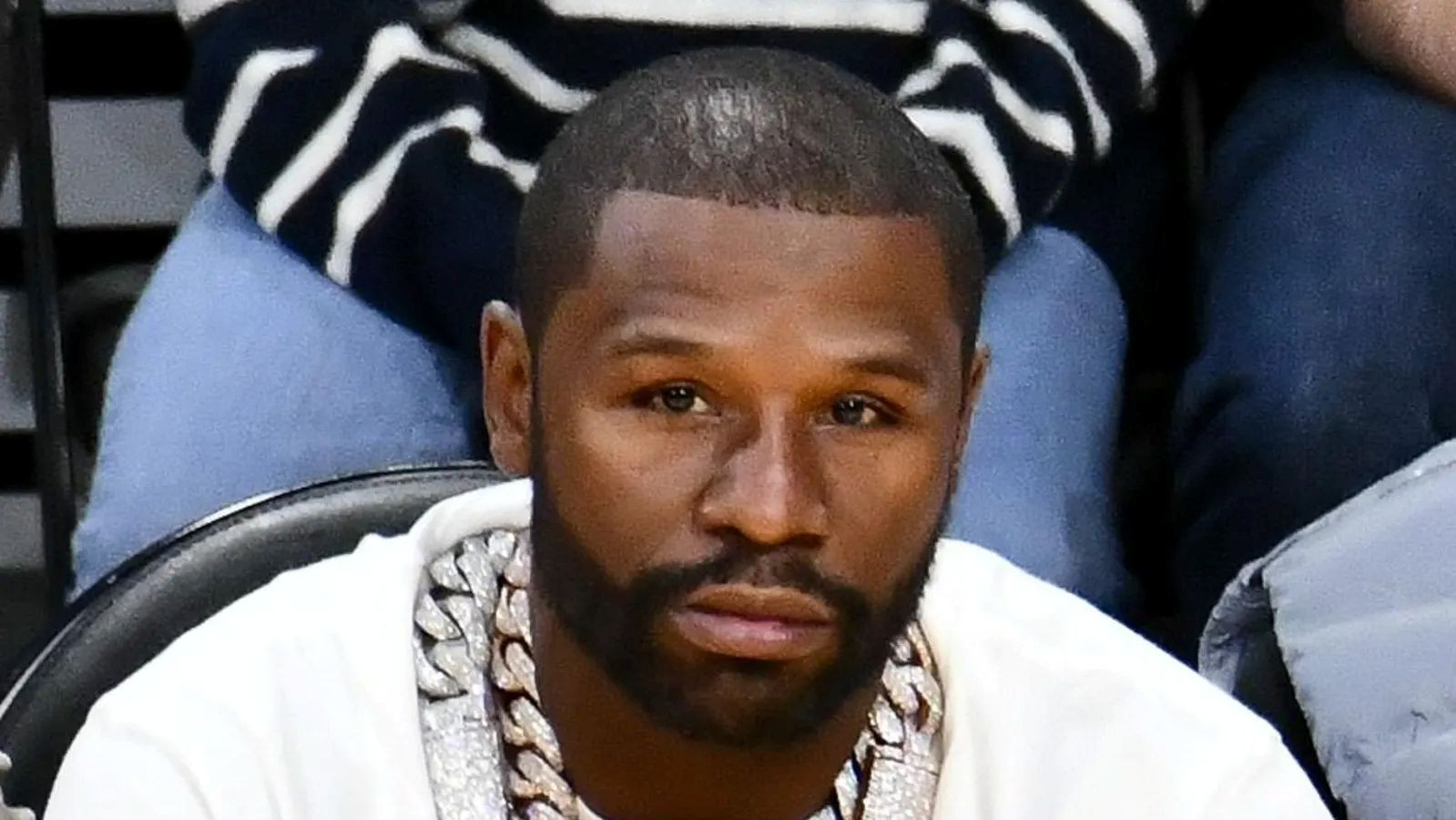 Floyd Mayweather has no money?