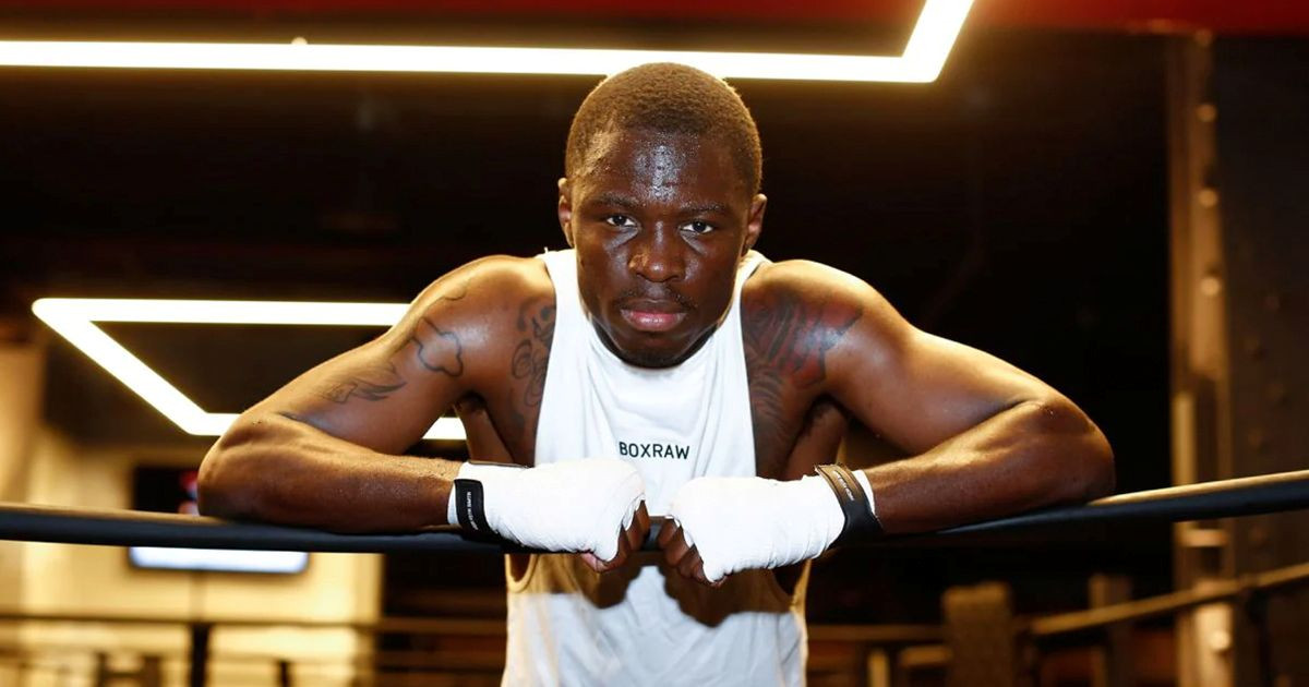 Will Hitchins ever fight Lopez?